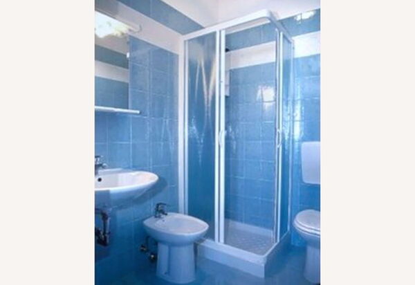 Residence Regent Beach - Bibione: Autumn, Bathroom, Spring, Summer