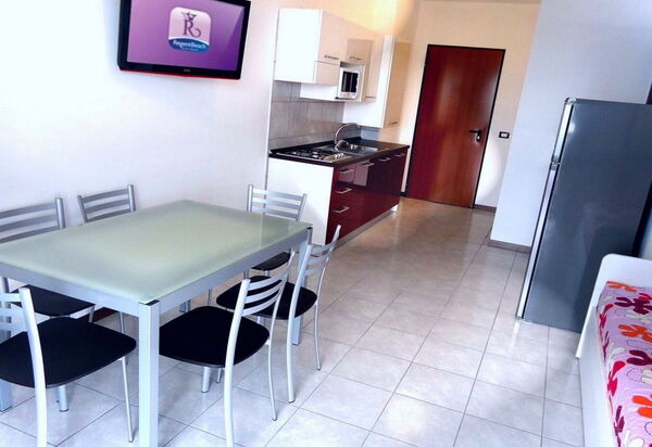 Residence Regent Beach - Bibione: Autumn, Kitchen, Spring, Summer