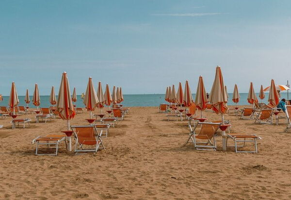 Apt. Lounge Beach - Bibione: Autumn, Building Exterior, Spring, Summer
