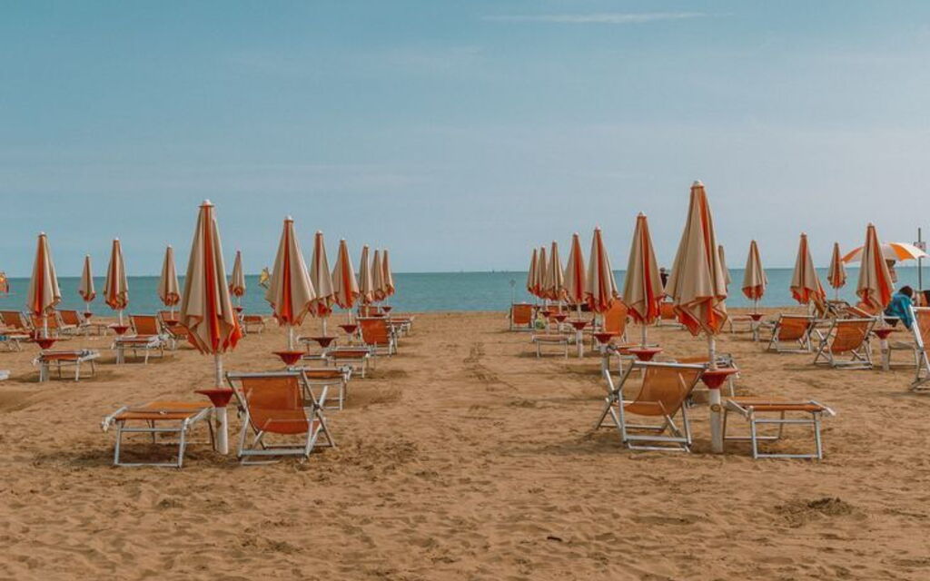 Apt. Lounge Beach - Bibione: Autumn, Building Exterior, Spring, Summer