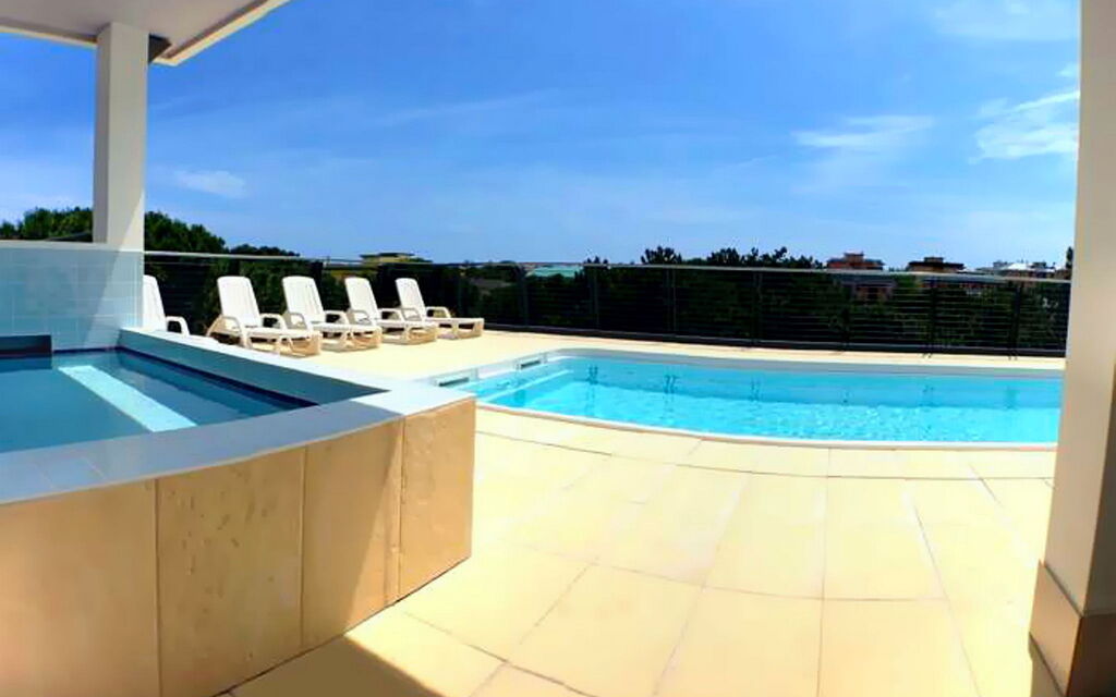 Apt. Ovation Beach - Bibione: Autumn, Pool, Spring, Summer