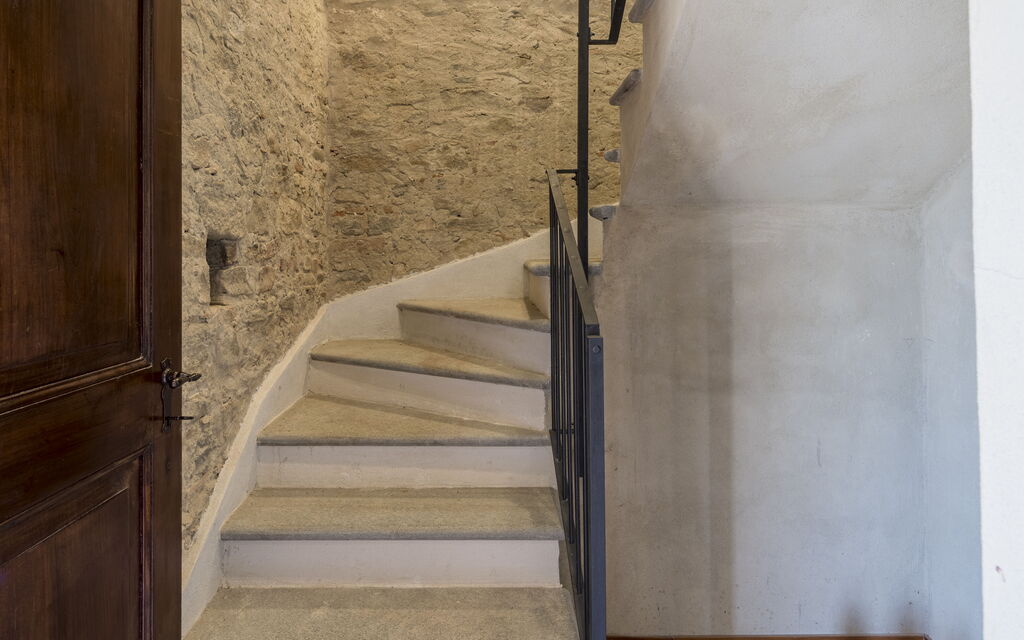 Arpusè, Relax nelle Langhe - Barolo, with Pool - : Autumn, Room Detail, Spring, Summer