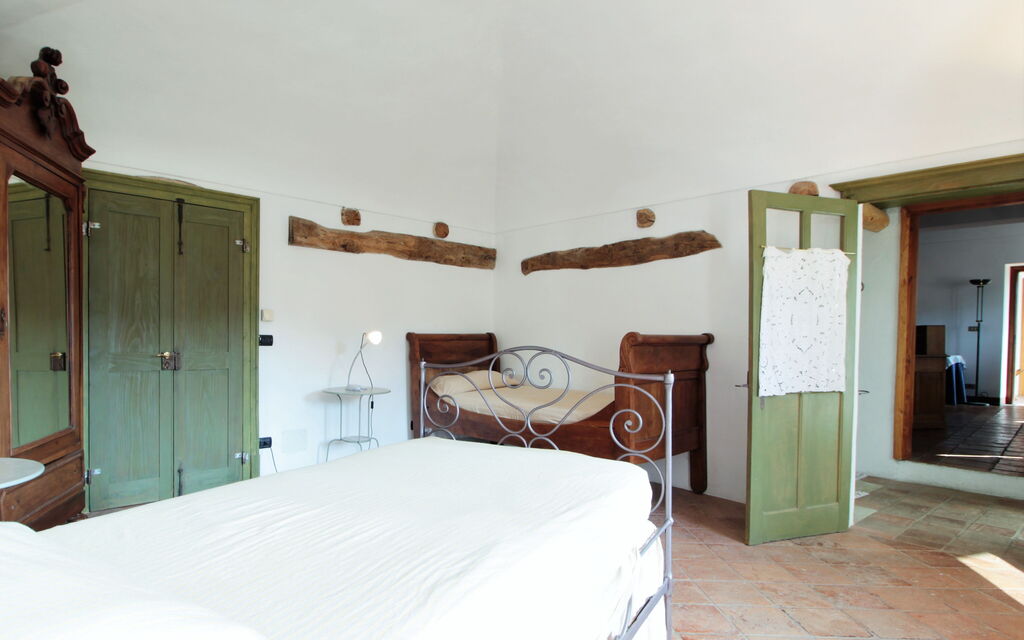 La Casa Dei Nonni, House With Private Pool, Torino: Autunno, Camera da letto, Estate, Primavera