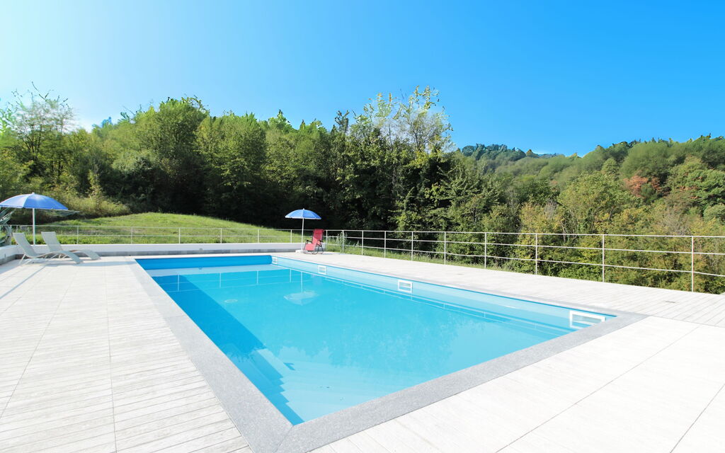 La Casa Dei Nonni, House With Private Pool, Torino: Autunno, Estate, Piscina, Primavera