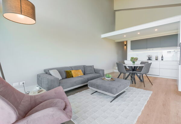 Melaiolo Modern Apartment With Pool, Montaione, Toscana: Autunno, Estate, Primavera, Soggiorno