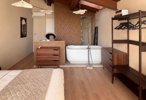 Melaiolo Modern Apartment with Pool, Montaione, Toscana: Autumn, Bedroom, Spring, Summer