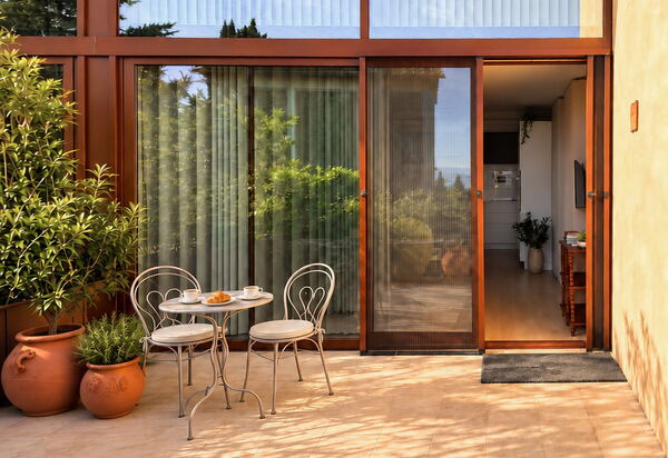 Melaiolo Modern Apartment with Pool, Montaione, Toscana: Autumn, Main Entrance, Spring, Summer
