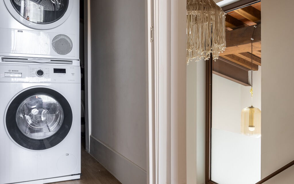 Melaiolo Modern Apartment With Pool, Montaione, Toscana: Autunno, Dettagli della stanza, Estate, Primavera