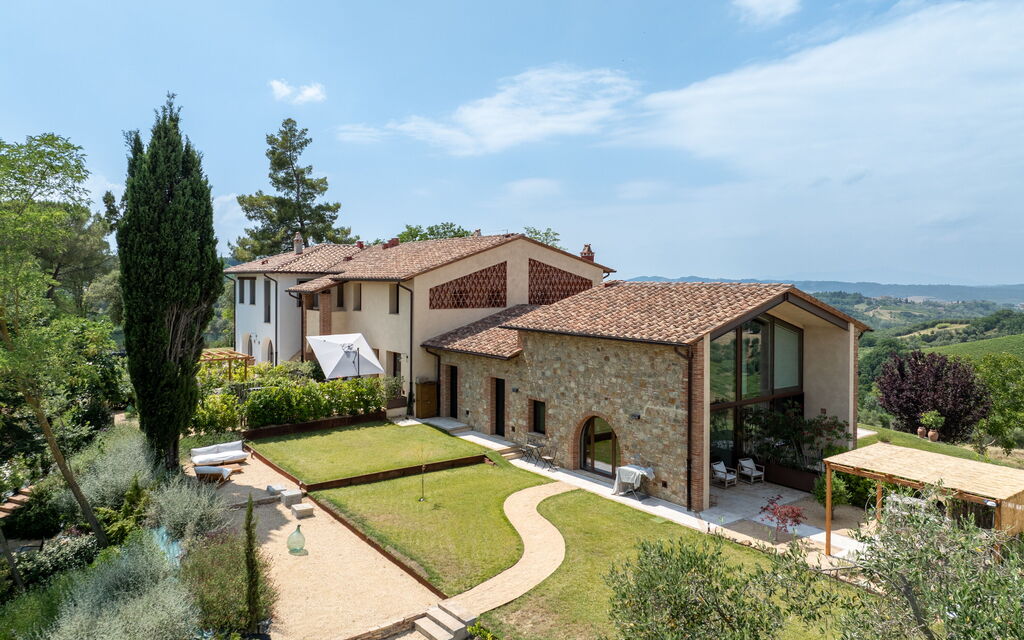 Melaiolo Modern Apartment With Pool, Montaione, Toscana: Autumn, Main Entrance, Spring, Summer