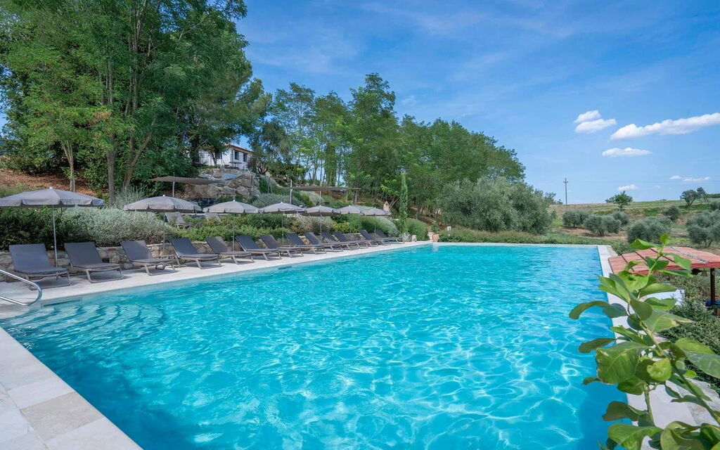 Melaiolo Modern Apartment With Pool, Montaione, Toscana: Autumn, Pool, Spring, Summer