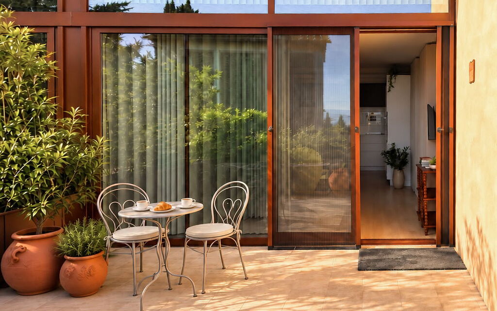 Melaiolo Modern Apartment with Pool, Montaione, Toscana: Autumn, Main Entrance, Spring, Summer