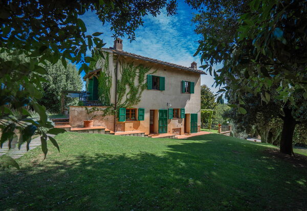 La Tesa Country House With Pool S. Gimignano: Autumn, Building Exterior, Garden, Spring, Summer