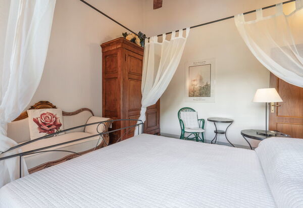 La Tesa Country House With Pool S. Gimignano: Autumn, Bedroom, Spring, Summer