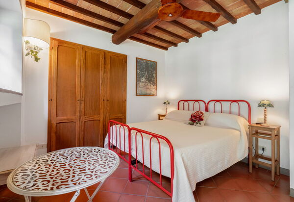 La Tesa Country House With Pool S. Gimignano: Autumn, Bedroom, Spring, Summer