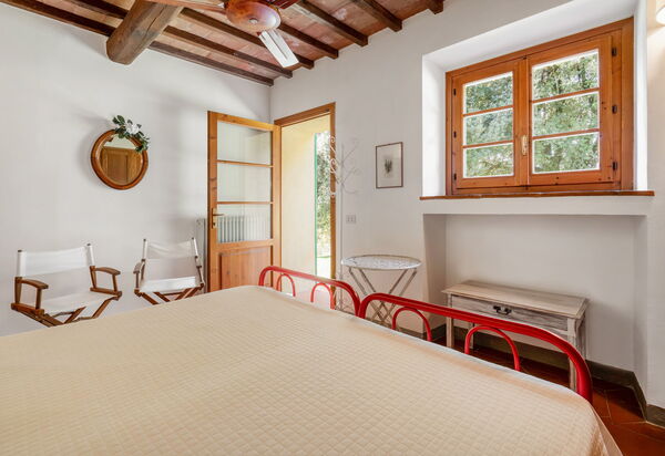 La Tesa Country House With Pool S. Gimignano: Autumn, Bedroom, Spring, Summer