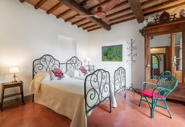 La Tesa Country House With Pool S. Gimignano: Autumn, Bedroom, Spring, Summer