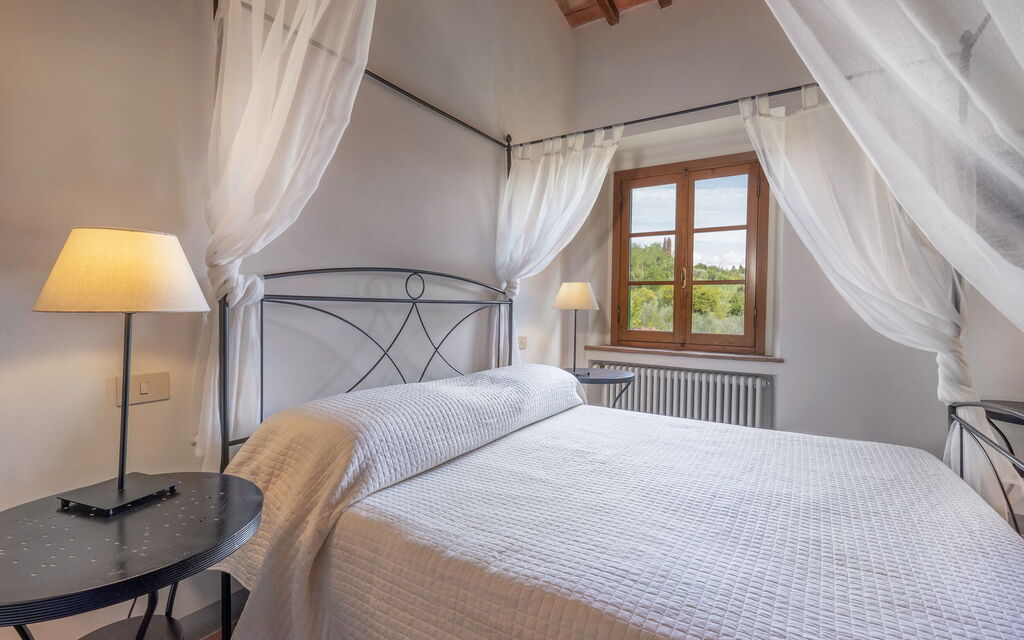 La Tesa Country House With Pool S. Gimignano: Autunno, Camera da letto, Estate, Primavera