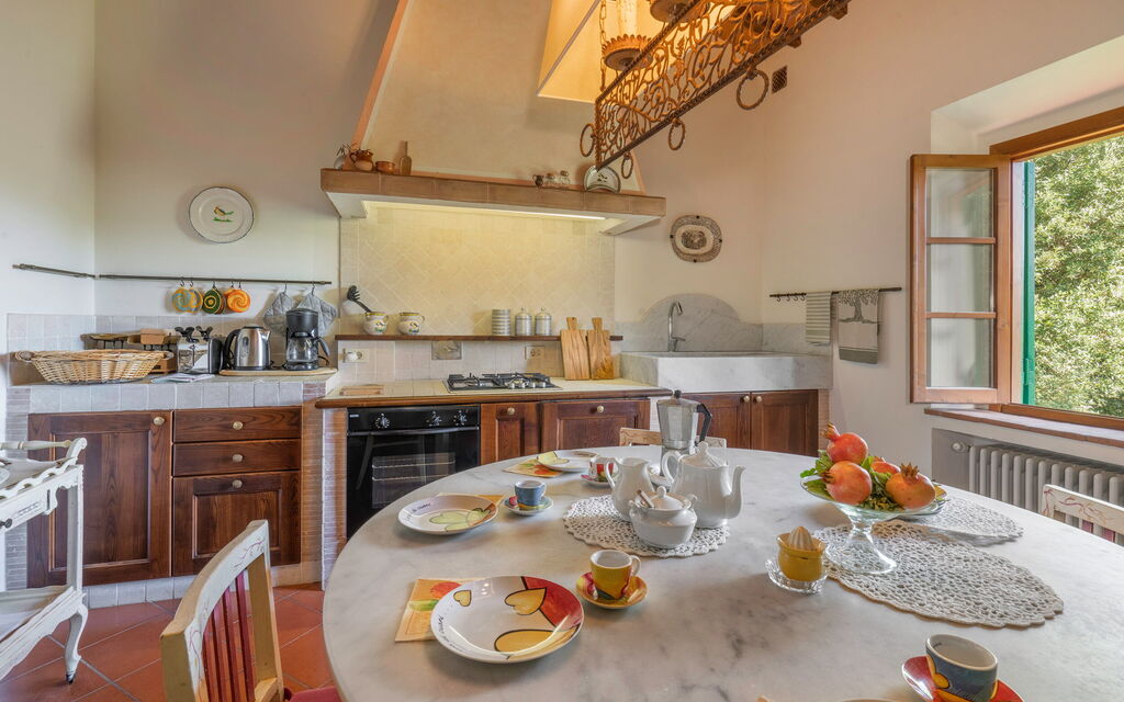 La Tesa Country House With Pool S. Gimignano: Autunno, Cucina, Estate, Primavera