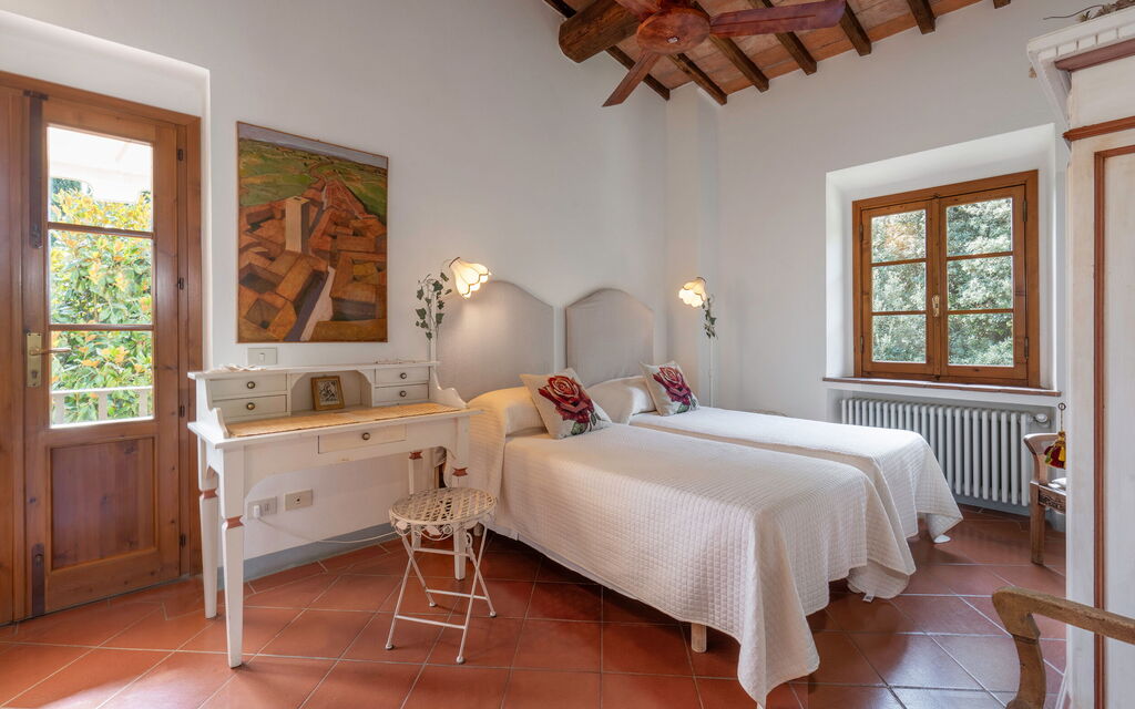 La Tesa Country House With Pool S. Gimignano: Autunno, Camera da letto, Estate, Primavera