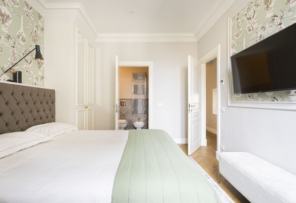 Albizi Penthouse Luxury Apartment In Florence By Palazzo Pazzi Vitali: Autumn, Bedroom, Spring, Summer, Winter