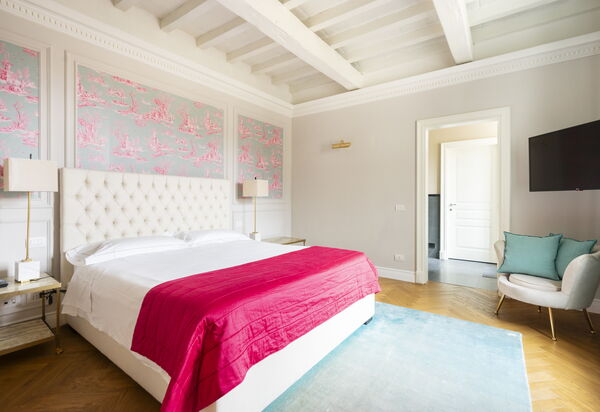 Albizi Penthouse Luxury Apartment In Florence By Palazzo Pazzi Vitali: Autumn, Bedroom, Spring, Summer, Winter