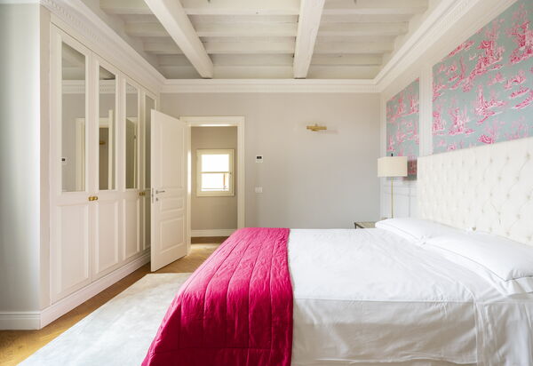 Albizi Penthouse Luxury Apartment In Florence By Palazzo Pazzi Vitali: Autumn, Bedroom, Spring, Summer, Winter