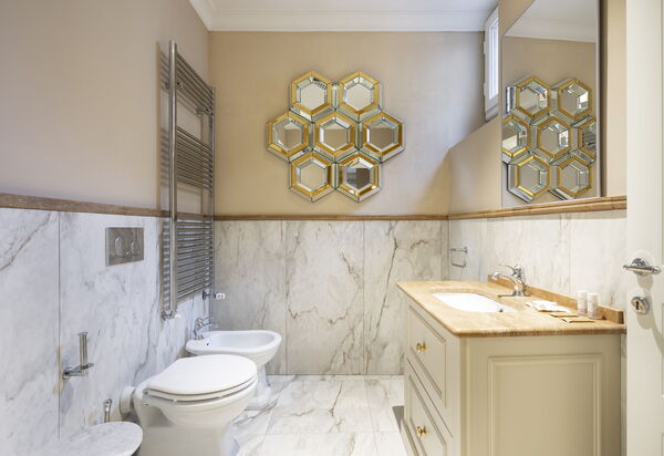 Albizi Penthouse Luxury Apartment In Florence By Palazzo Pazzi Vitali: Autumn, Bathroom, Spring, Summer, Winter