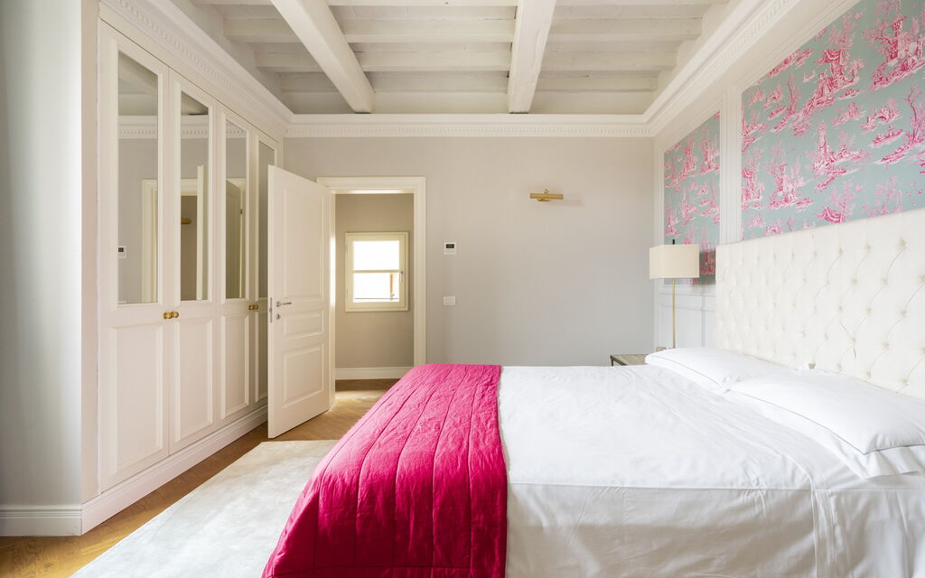 Albizi Penthouse Luxury Apartment In Florence By Palazzo Pazzi Vitali: Autunno, Camera da letto, Estate, Inverno, Primavera