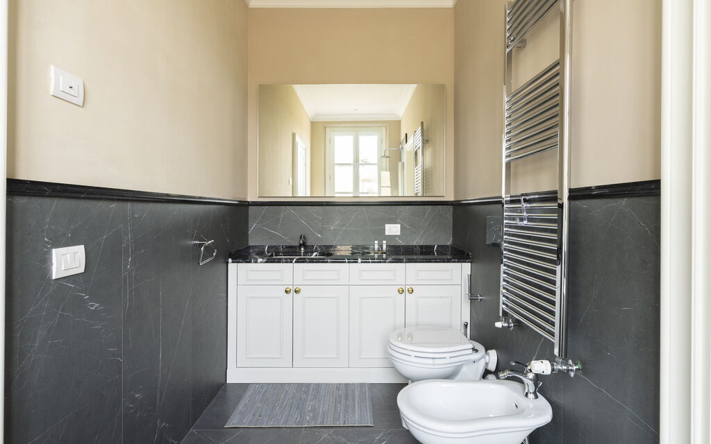 Albizi Penthouse Luxury Apartment In Florence By Palazzo Pazzi Vitali: Autunno, Bagno, Estate, Inverno, Primavera