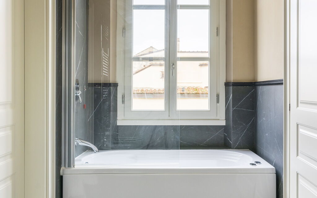 Albizi Penthouse Luxury Apartment In Florence By Palazzo Pazzi Vitali: Autunno, Bagno, Estate, Inverno, Primavera