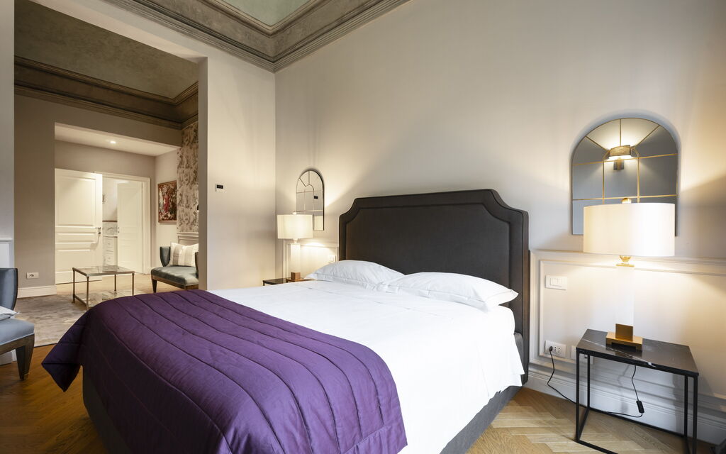 Albizi Penthouse Luxury Apartment In Florence By Palazzo Pazzi Vitali: Autunno, Camera da letto, Estate, Inverno, Primavera