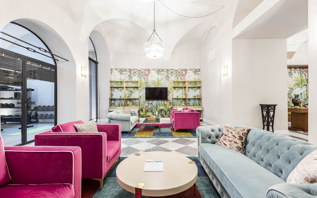 Albizi Penthouse Luxury Apartment In Florence By Palazzo Pazzi Vitali: Autunno, Estate, Inverno, Primavera, Stanza Comune