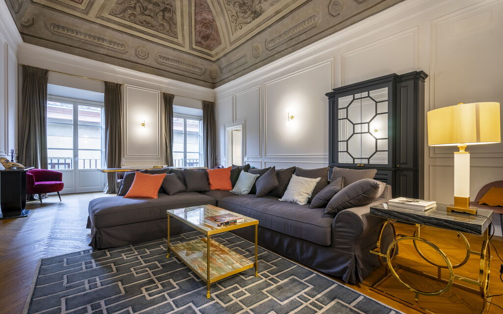 Albizi Penthouse Luxury Apartment In Florence By Palazzo Pazzi Vitali: Autunno, Estate, Inverno, Primavera, Soggiorno