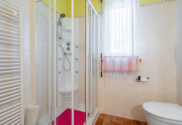 Bellavista Tuscany Apartment Panoramic Terrace: Autumn, Bathroom, Spring, Summer