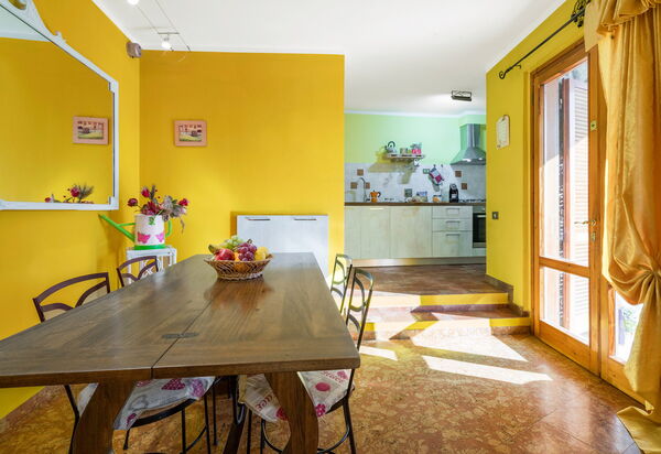 Bellavista Tuscany Apartment Panoramic Terrace: Autumn, Dining Room, Spring, Summer