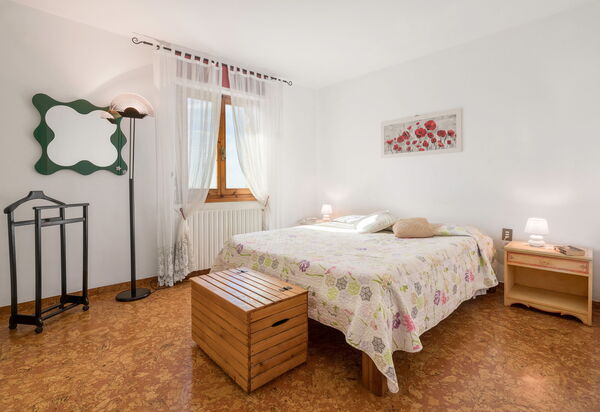 Bellavista Tuscany Apartment Panoramic Terrace: Autumn, Bathroom, Spring, Summer