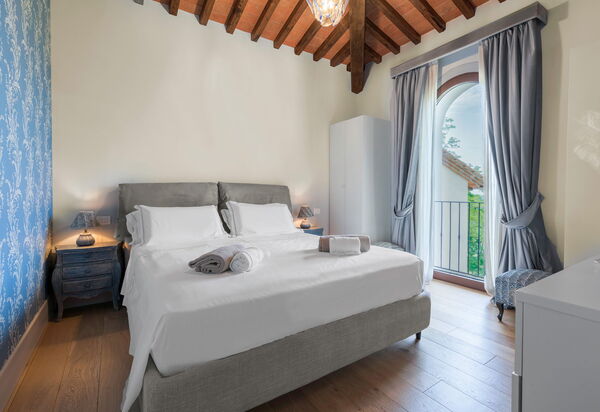 Ciliegino Spereto Apartment, Pool And Relax , Montaione: Autunno, Camera da letto, Estate, Primavera