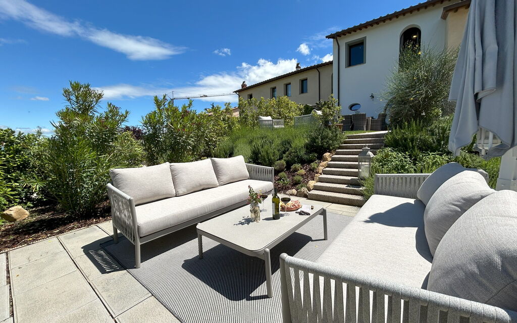 Ciliegino Spereto Apartment, Pool And Relax , Montaione: Autunno, Estate, Giardino, Primavera