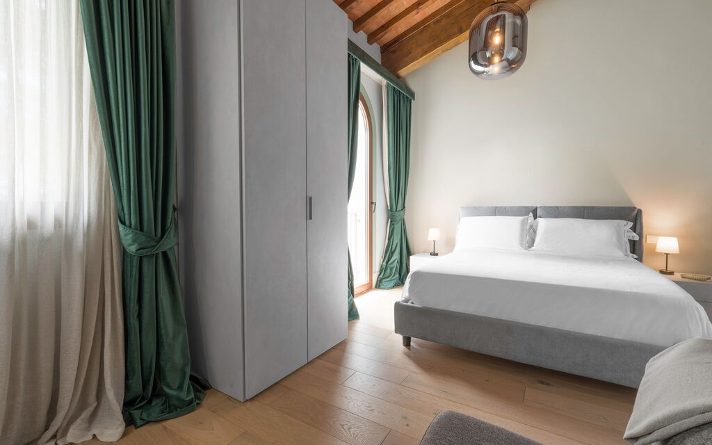 Ciliegino Spereto Apartment, Pool And Relax , Montaione: Autunno, Camera da letto, Estate, Primavera