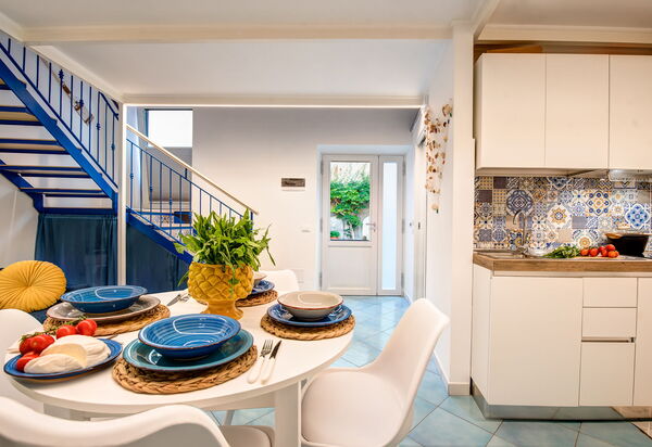 Casetta Di Laura In Massa Lubrense: Autunno, Estate, Inverno, Primavera, Sala da pranzo