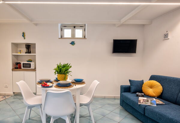 Casetta Di Laura In Massa Lubrense: Autunno, Estate, Inverno, Primavera, Sala da pranzo, Soggiorno