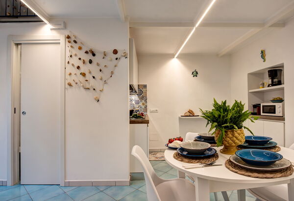 Casetta Di Laura In Massa Lubrense: Autunno, Estate, Inverno, Primavera, Sala da pranzo