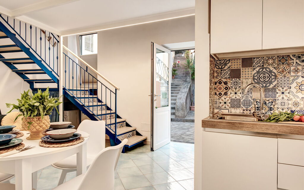 Casetta Di Laura In Massa Lubrense: Autumn, Kitchen, Spring, Summer, Winter