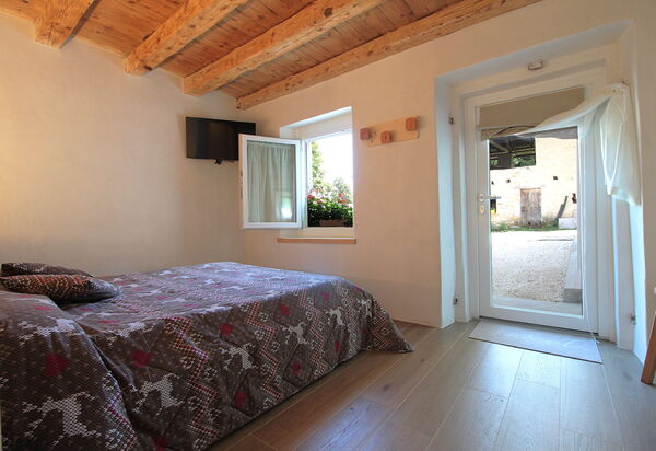 Baita Tersilia Mountain And Lake, Veneto: Autumn, Other Room, Spring, Summer