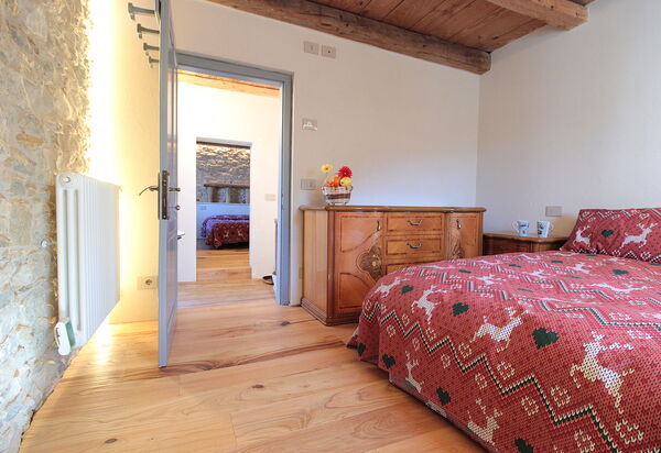 Baita Tersilia Mountain And Lake, Veneto: Autumn, Other Room, Spring, Summer