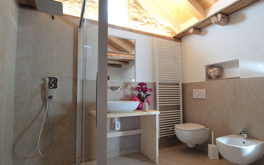 Baita Tersilia Mountain And Lake, Veneto: Altra Stanza, Autunno, Estate, Primavera