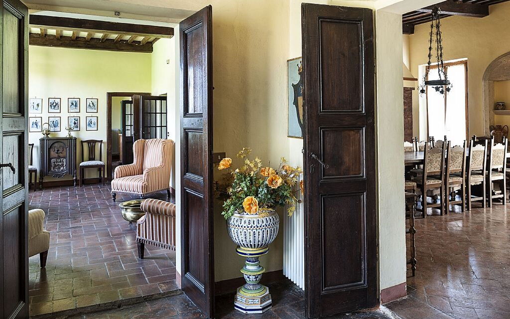 Villa Montalcinello In Siena, Private Pool: villa-montalcinello-chiusdino-villa-internal