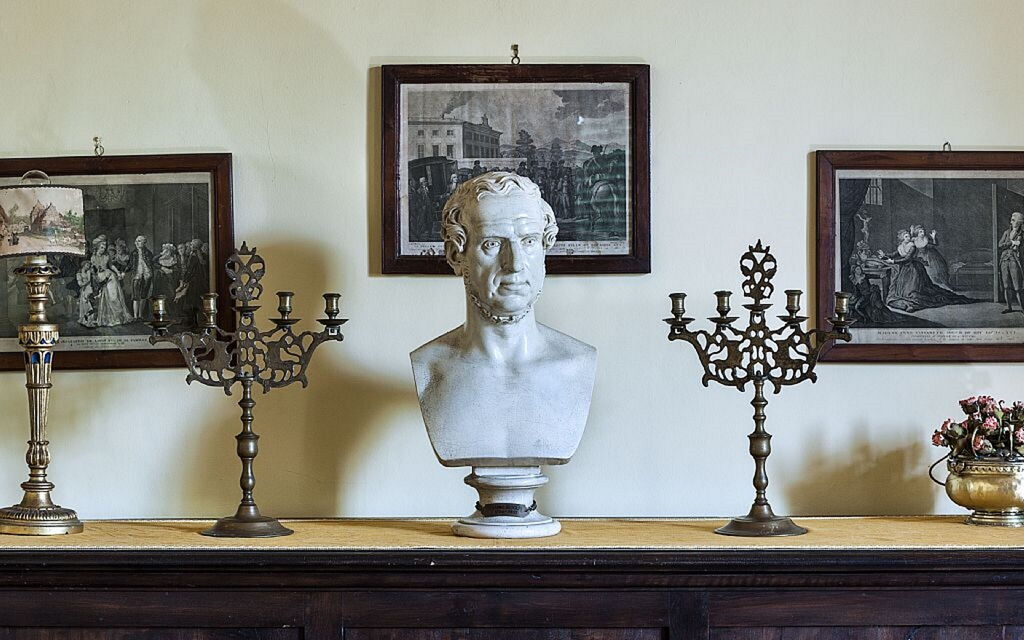 Villa Montalcinello In Siena, Private Pool: villa-montalcinello-chiusdino-villa-living-internal