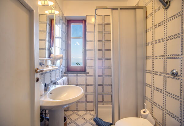 Villa Solaria with Private Pool: Autunno, Bagno, Estate, Inverno, Primavera