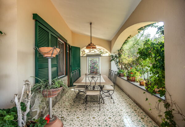 Villa Solaria with Private Pool: Autunno, Estate, Giardino, Inverno, Primavera